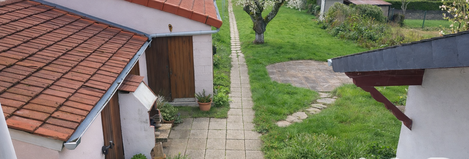 Maison 6 Pièces 123 m² à vendre à Bézenet (03170)