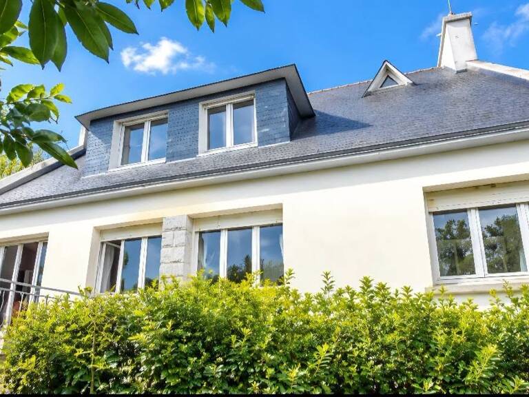Vente Maison/villa 8 pièces — photo 1