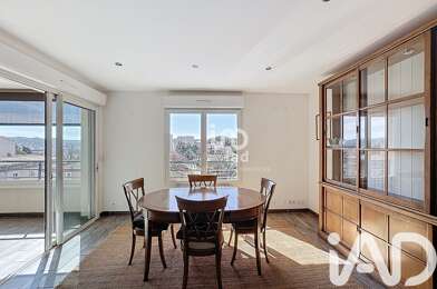 Appartement 3 pièces 235000 €