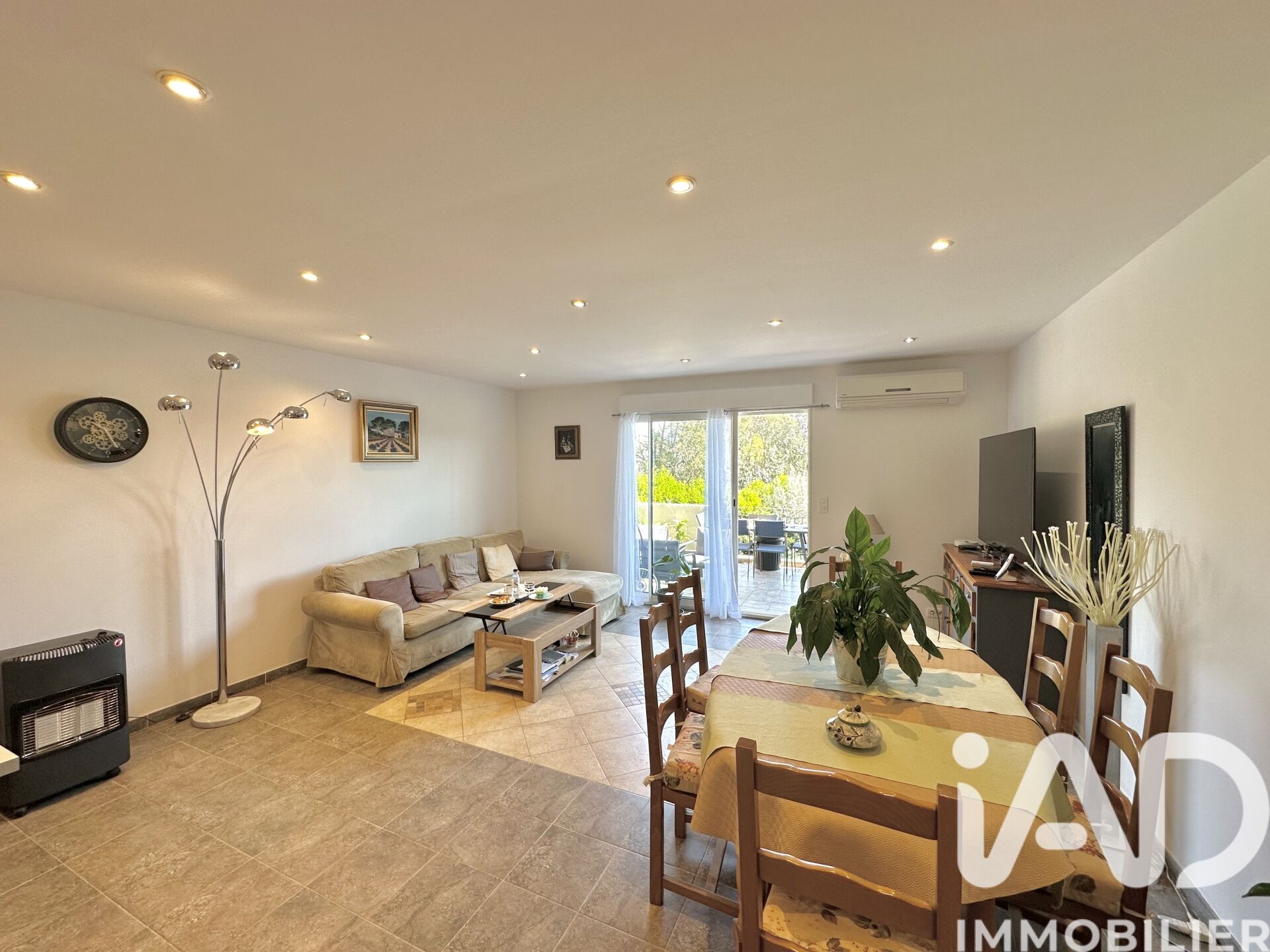 Santa-Lucia-Di-Moriani - 81m² - 3p. - 2ch.