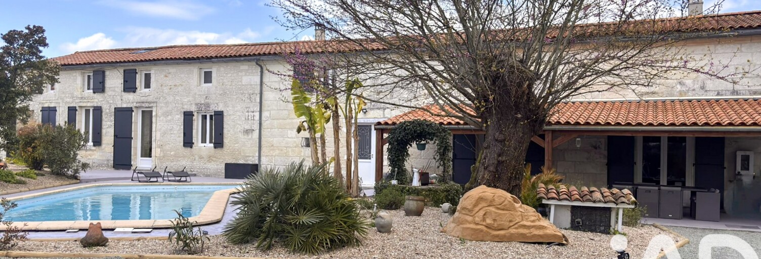 Maison 9 Pièces 247 m² à vendre à Les Gonds (17100)