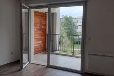 Appartement 3 pièces 820 €