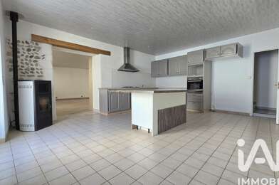 Maison 4 pièces 1140 €