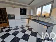 Vente Maison/villa 8 pièces — photo 2