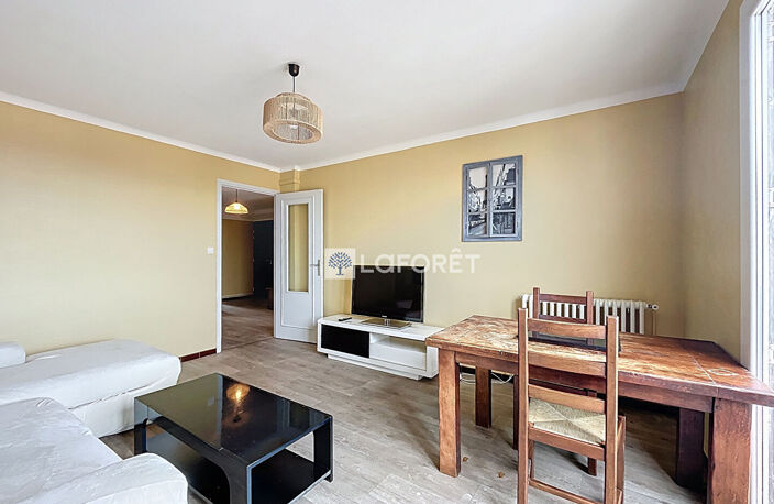 PERPIGNAN - MARECHAL JOFFRE - Appartement T2 meublé de 60m² — photo 2