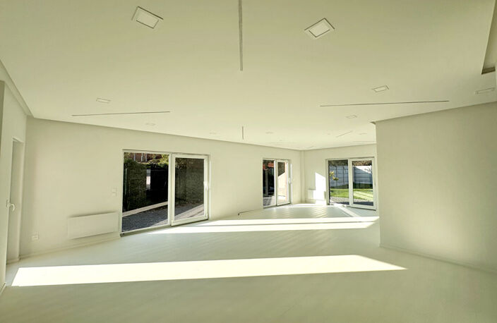 Maison contemporaine, récente à Seclin- 4 chambres- — photo 2