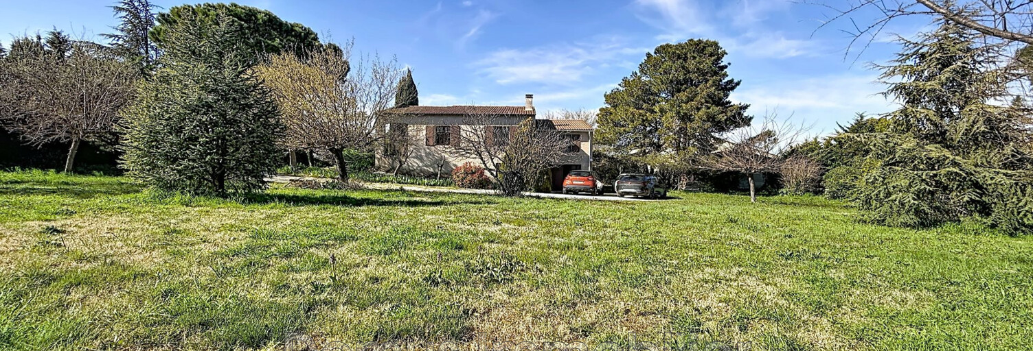 Maison 5 Pièces 96 m² à vendre à Saint-Saturnin-lès-Avignon (84450)