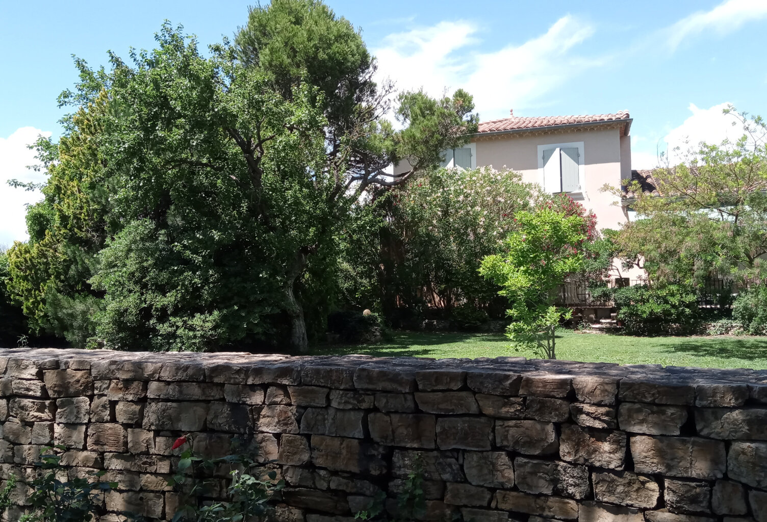 Aux portes des Alpilles — photo 1