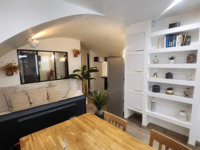 BEL APPARTEMENT T2 CENTRE PORT-VIEUX — photo du bien