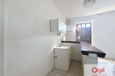 Maison 3 pièces 440 €