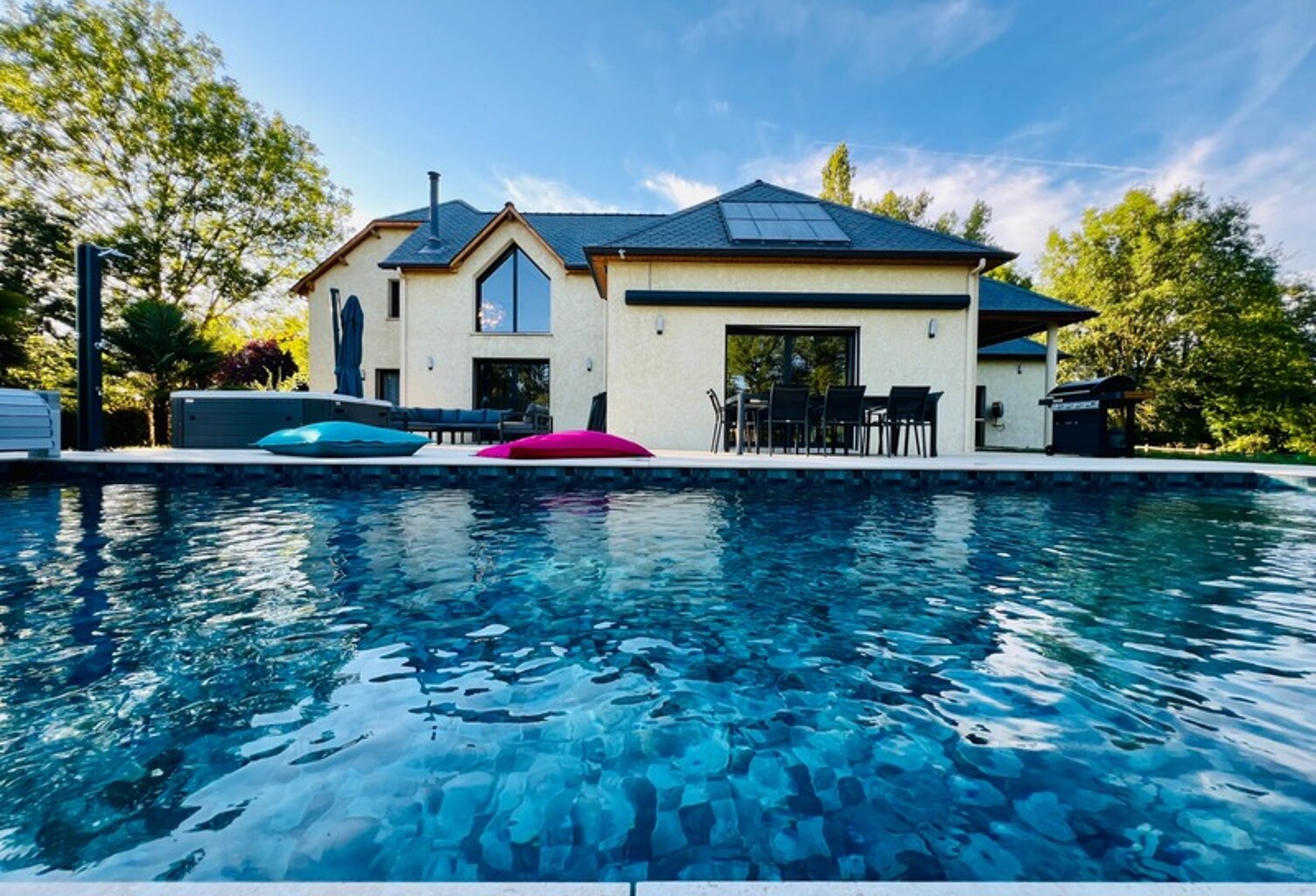 Villa contemporaine 6 pièces ROUSSENNAC (12) — photo 1