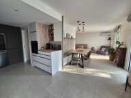 Tonnay-Charente, maison plain pied avec garage et jardin — photo 3
