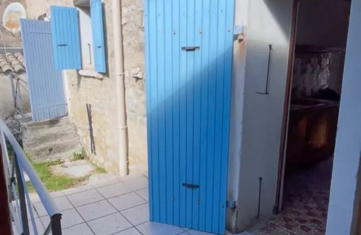 REVEST DU BION - MAISON DE VILLAGE DE 105 M² HABITABLES AVEC JAR — photo 5