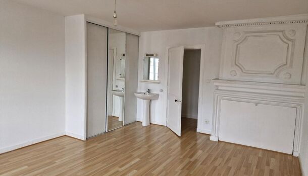 Villa / Maison 4 pièces  à louer Rochelle (La) 17000