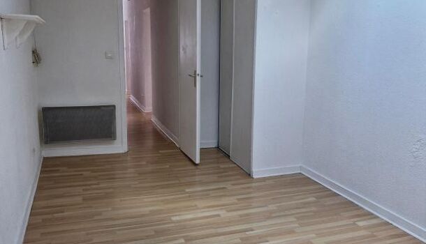 Villa / Maison 4 pièces  à louer Rochelle (La) 17000