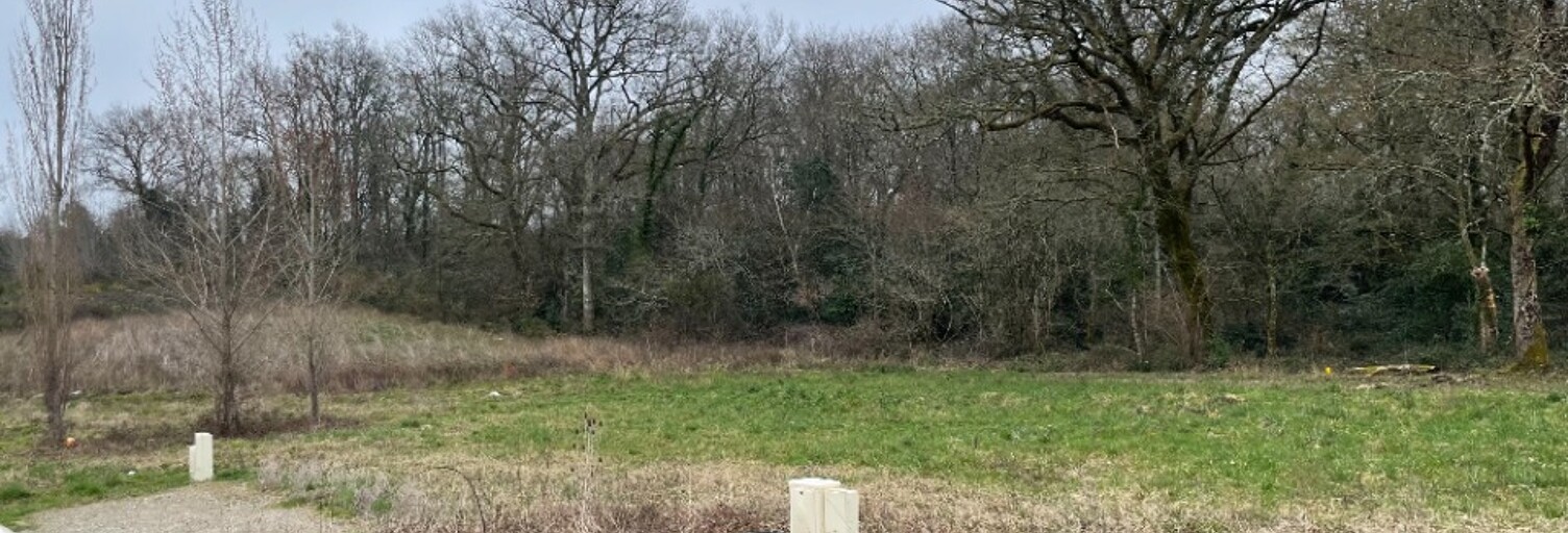 Terrain  1675 m² à vendre à Saint-Médard-en-Jalles (33160)