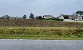 Terrain  1430 m² à vendre à Saint-Médard-en-Jalles (33160)