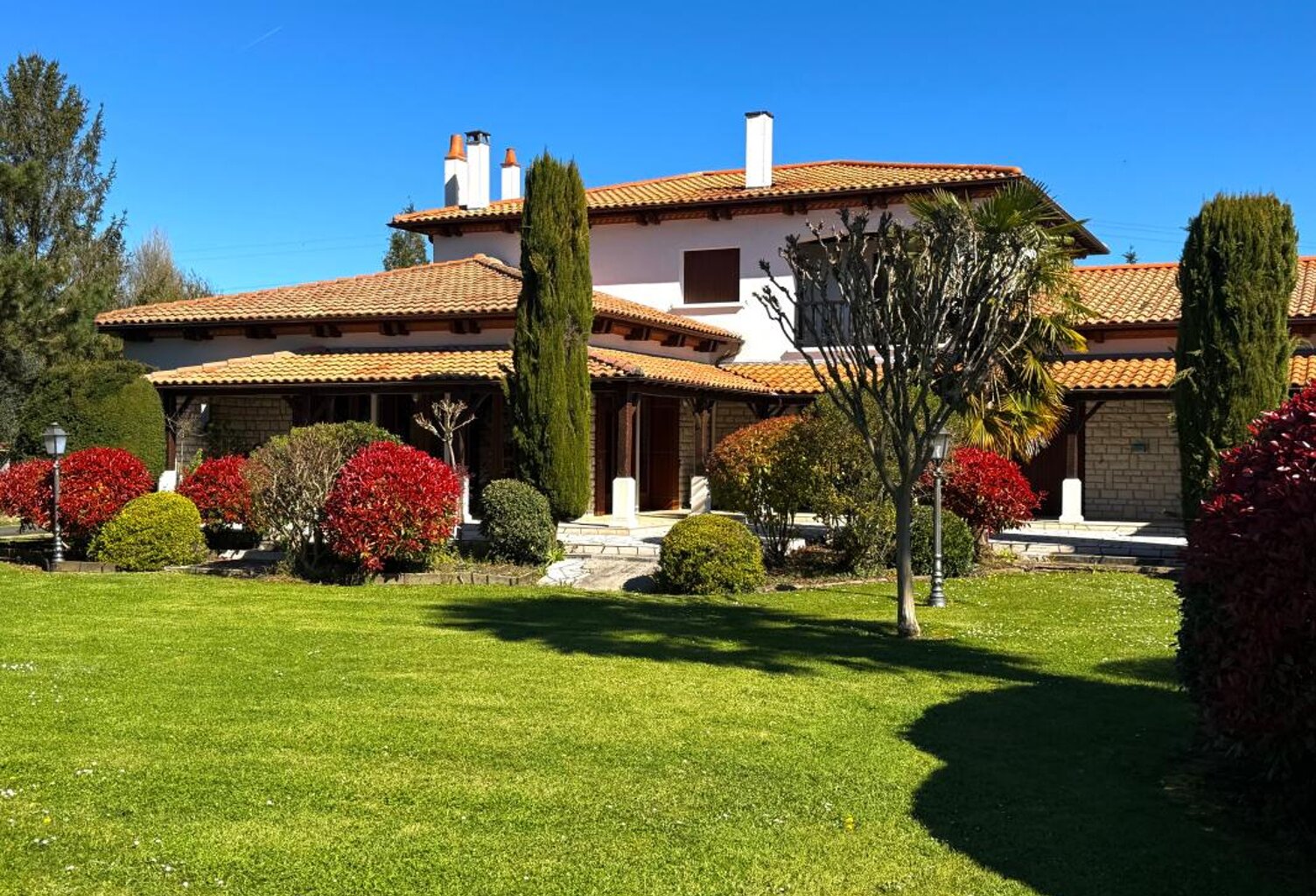 Maison À Vendre — photo 1