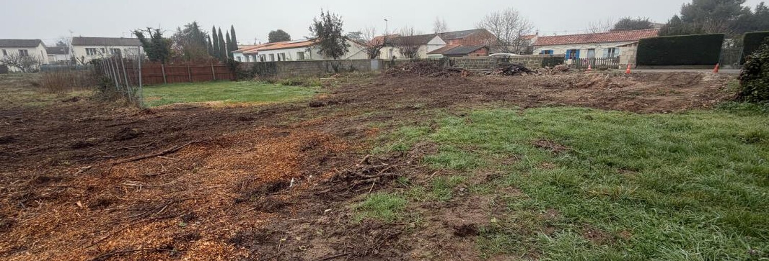 Terrain  459 m² à vendre à Saintes (17100)