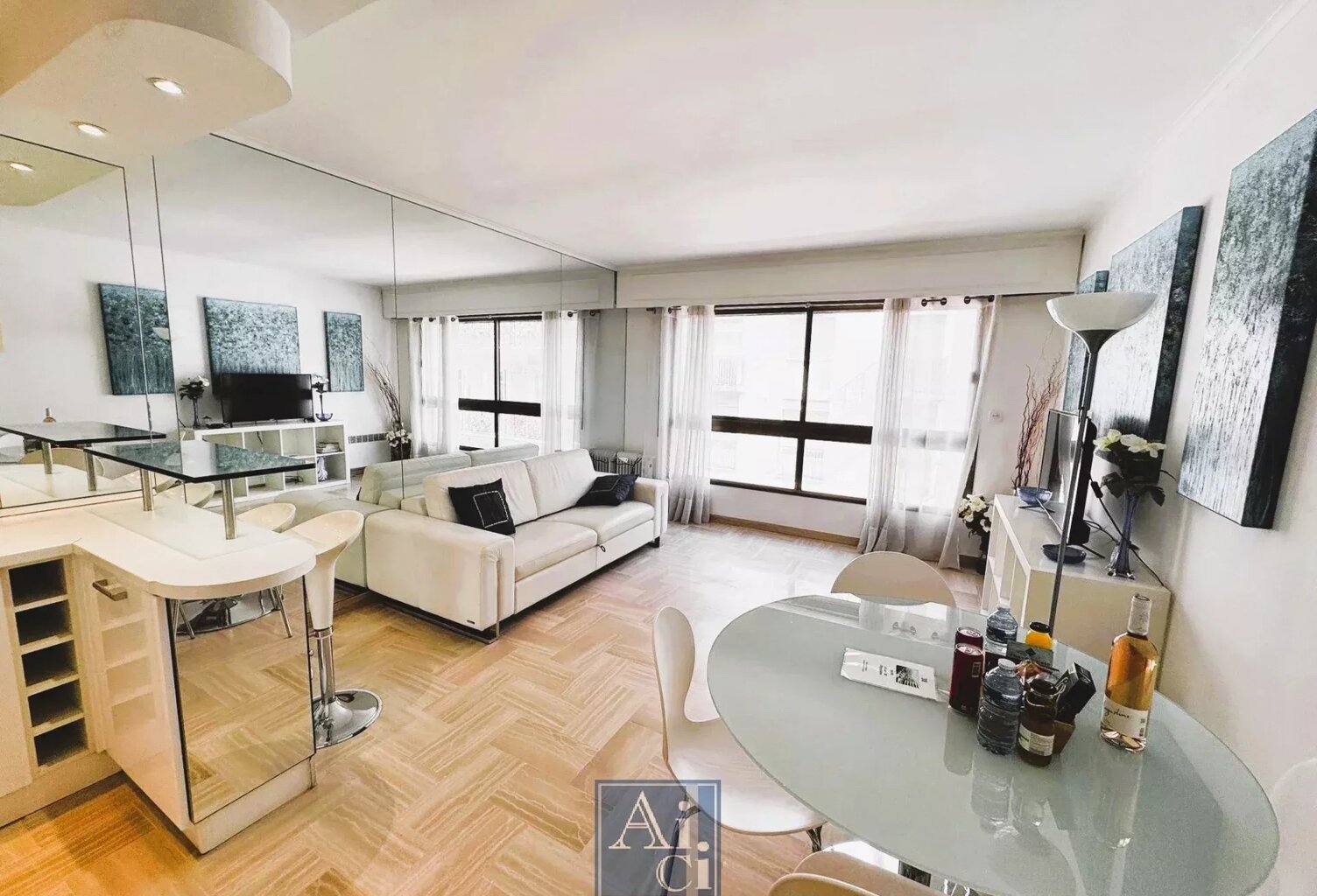 Cannes Gray d'Albion Appartement 2 pièces — photo 1