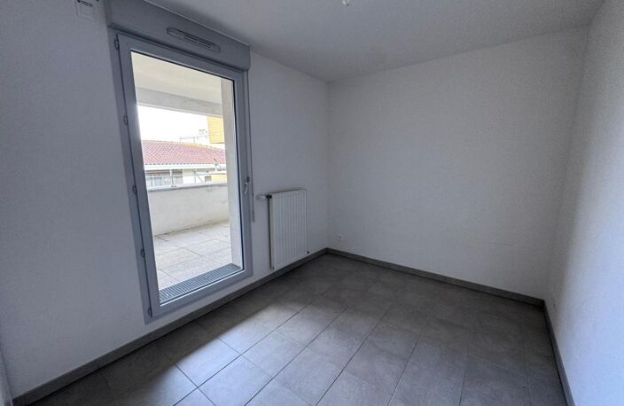 Appartement T3 – Résidence récente avec terrasse et parking – Quartier Saint Caprais — photo 5