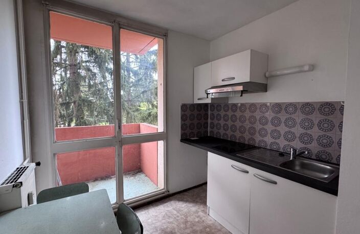 Côté pavée- La Terrasse, Appartement T1 bis 36m²+ CAVE ET PARKING — photo 2