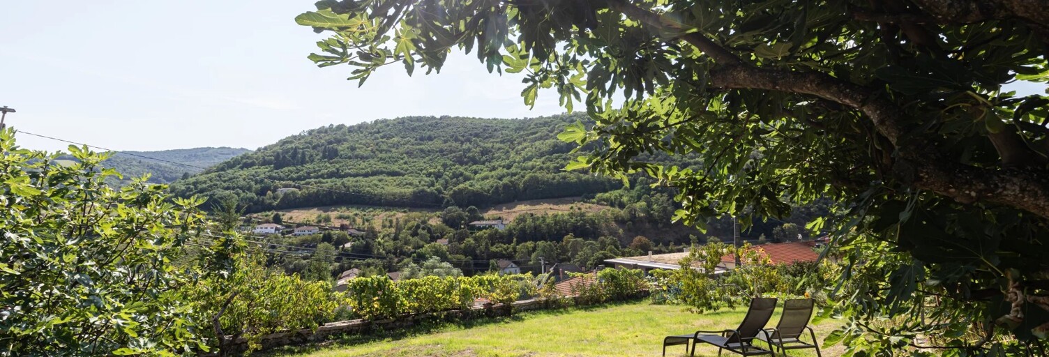 Maison 9 Pièces 281 m² à vendre à Beaujeu (69430)