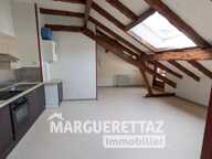 Appartement T2 dernier étage centre village — photo 2