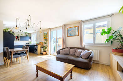 Appartement 3 pièces 230000 €