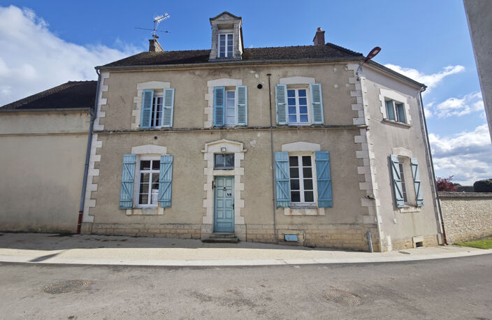 Proprièté en coeur de village de 8 pièces et 248m2 hab, 6 ch — photo 3