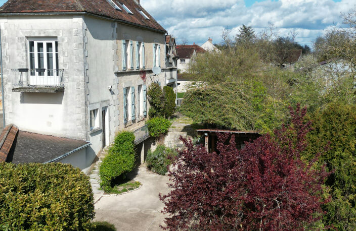 Proprièté en coeur de village de 8 pièces et 248m2 hab, 6 ch — photo 4