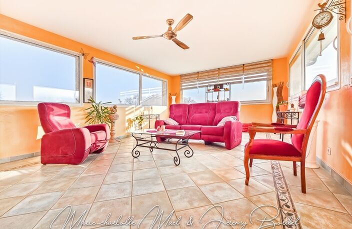 Maison avec hangar, piscine couverte et chalet aménagé — photo 4