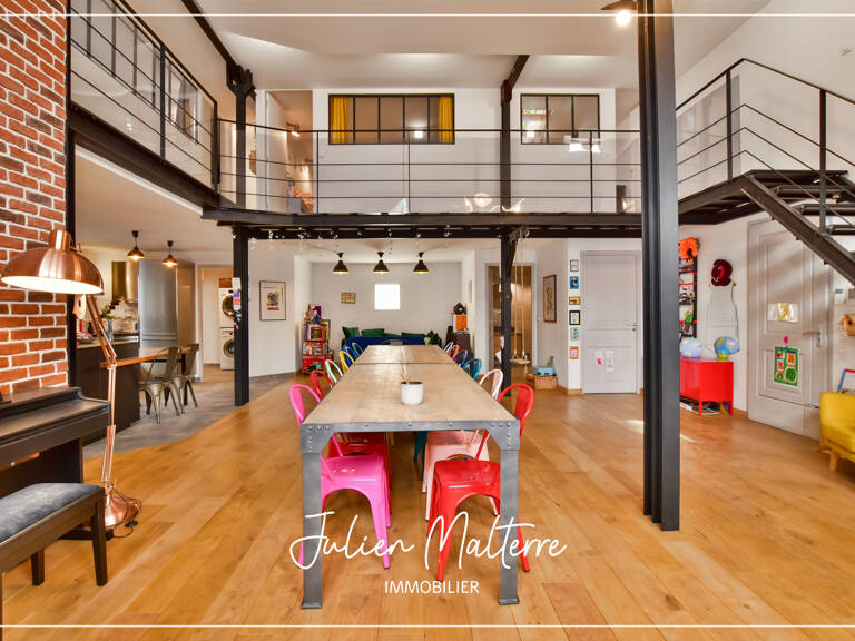 SAINT ETIENNE (42) - Exceptionnel LOFT de 165 m² avec 5 chambres et garage - Quartier Tréfilerie — photo 1