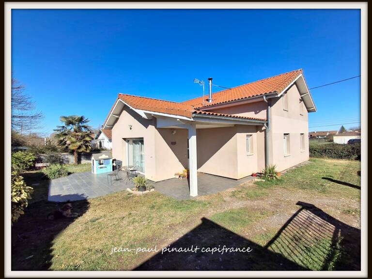 LANNEMEZAN – MAISON DE 180 m²– TERRAIN DE 560 m² — photo 1