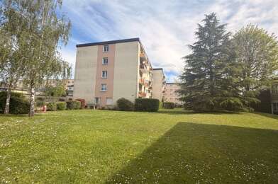 Appartement 4 pièces 164000 €