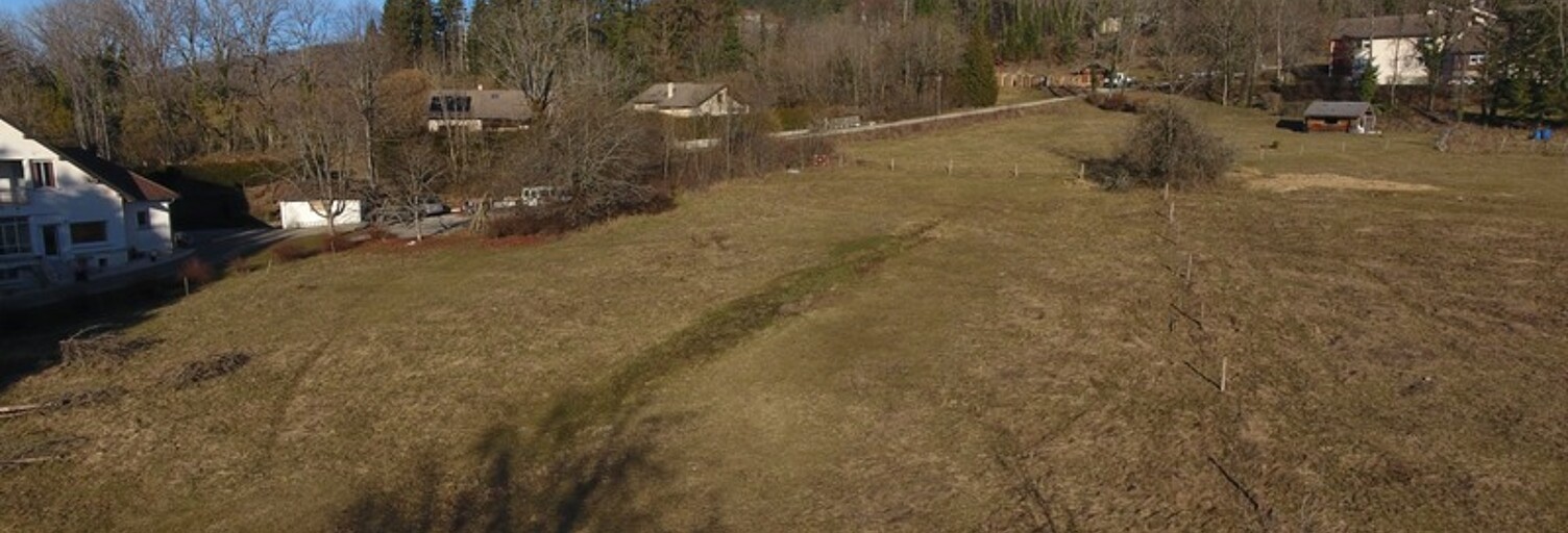 Terrain  5503 m² à vendre à Plateau d'Hauteville (01110)