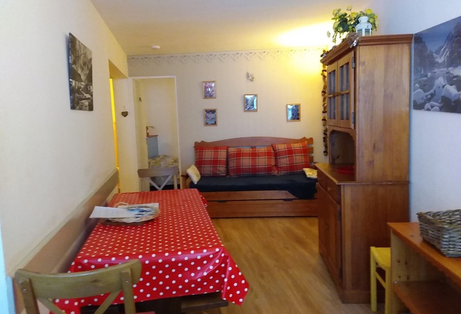 Appartement à vendre T3 en résidence 3 pièces LA MONGIE (65) avec Balcon cellier et Parking intérieur — photo 1
