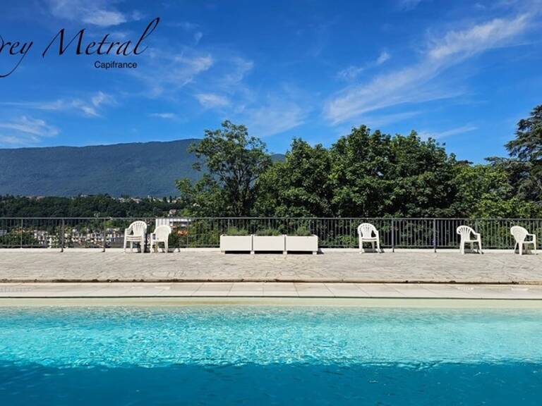 Appartement à vendre à AIX LES BAINS (73) composé de 3 studios, d'une salle commune et accès à la piscine — photo 1