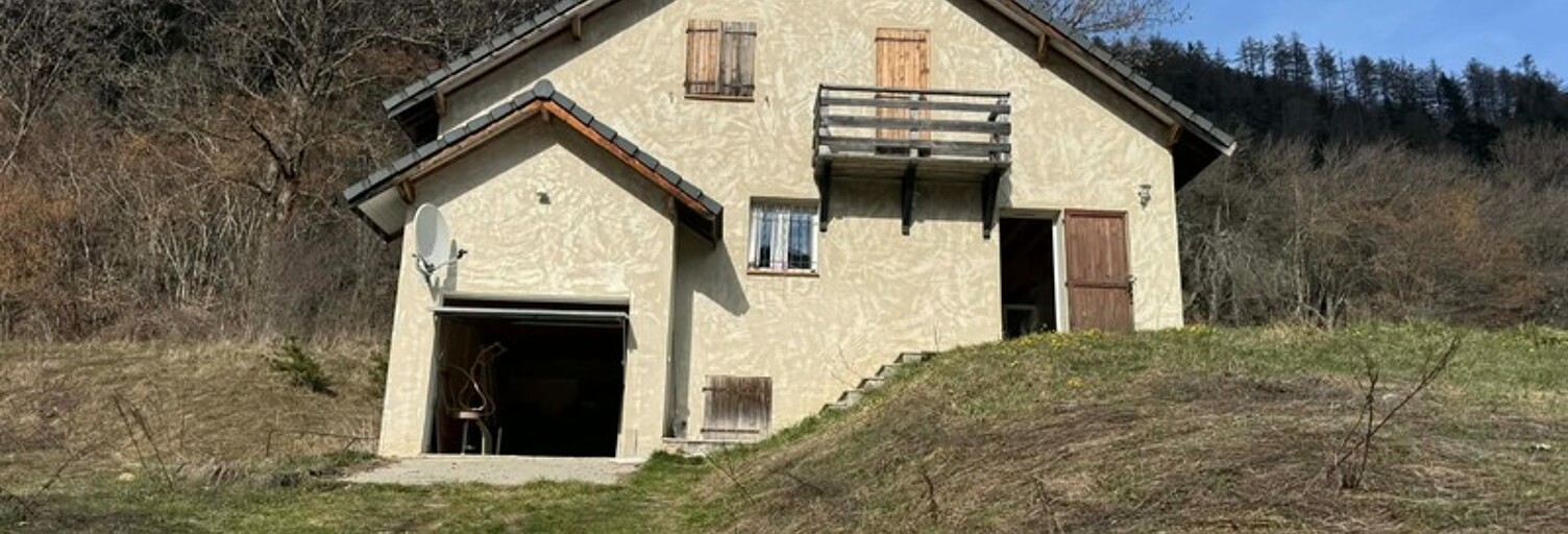 Maison 5 Pièces 118 m² à vendre à Lus-la-Croix-Haute (26620)