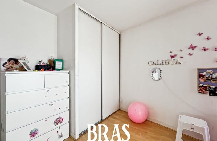 ROUTE DE SAINTE LUCE - T4 avec garage et balcon — photo 5