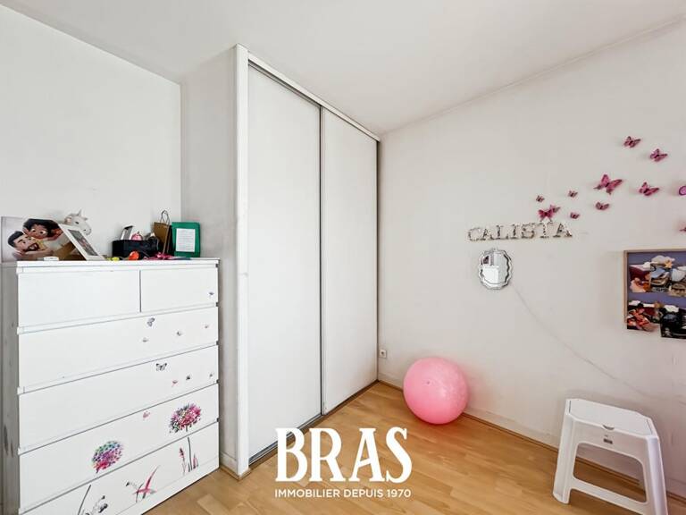 ROUTE DE SAINTE LUCE - T4 avec garage et balcon — photo 1