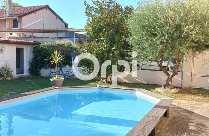 Maison À Vendre 4 chambres avec sous-sol complet et piscine — photo 4