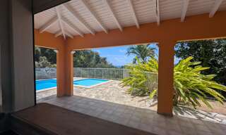 Maison 5 Pièces 150 m² à louer à Sainte-Anne (97180)