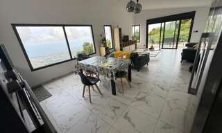 Maison 4 Pièces 117 m² à louer à Saint-Denis (97490)