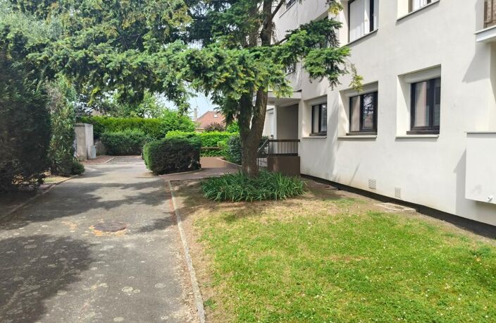 Appartement  F5 , 98m2 avec 4 chambres et balcon — photo 2