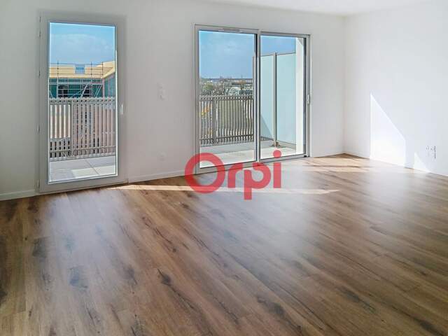 Appartement Proche MER ET COMMERCES — photo du bien