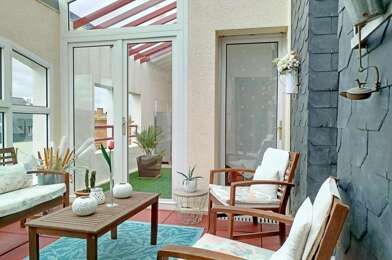 Appartement 4 pièces 248120 €