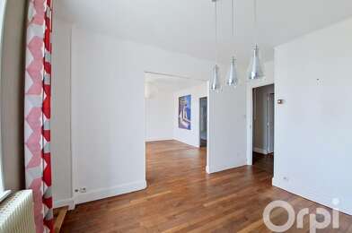 Appartement 6 pièces 215000 €