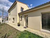 VOLVIC Maison de 2012 3 chambres possibilité 4 avec garage sur 400m² de terrain — photo 2