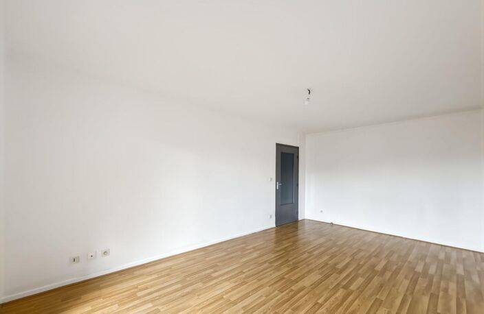 À Vendre - Appartement T2 avec Stationnement et Balcon — photo 3